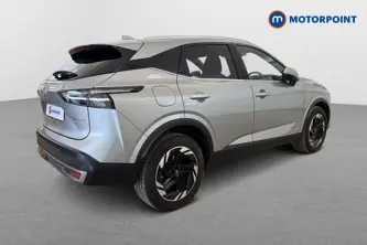 Nissan Qashqai N-Connecta Automatic Petrol-Electric Hybrid SUV - Stock Number (1677109) - Passenger side rear corner
