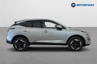 Nissan Qashqai N-Connecta Automatic Petrol-Electric Hybrid SUV - Stock Number (1677109) - Passenger side