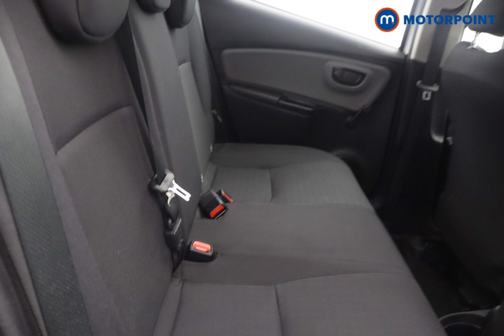 Toyota Yaris Active Automatic Petrol-Electric Hybrid Hatchback - Stock Number (1677294) - 6th supplementary image