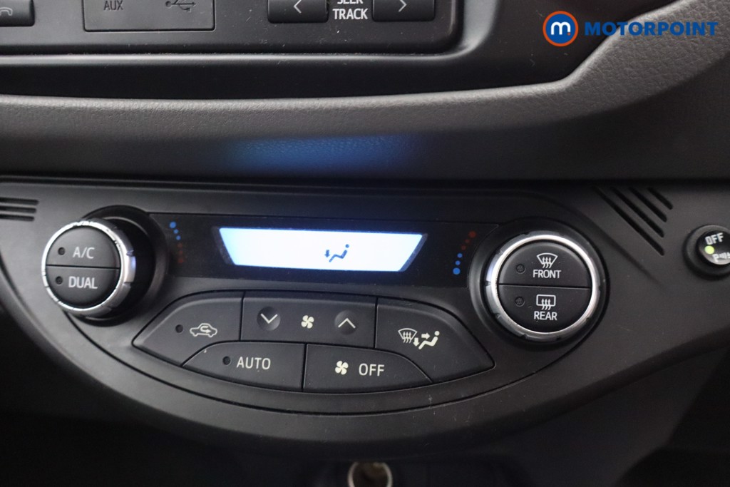 Toyota Yaris Active Automatic Petrol-Electric Hybrid Hatchback - Stock Number (1677294) - 16th supplementary image