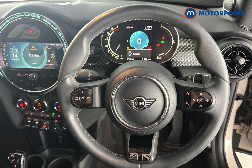 Mini Convertible Cooper Exclusive Automatic Petrol Convertible - Stock Number (1677597) - 2nd supplementary image
