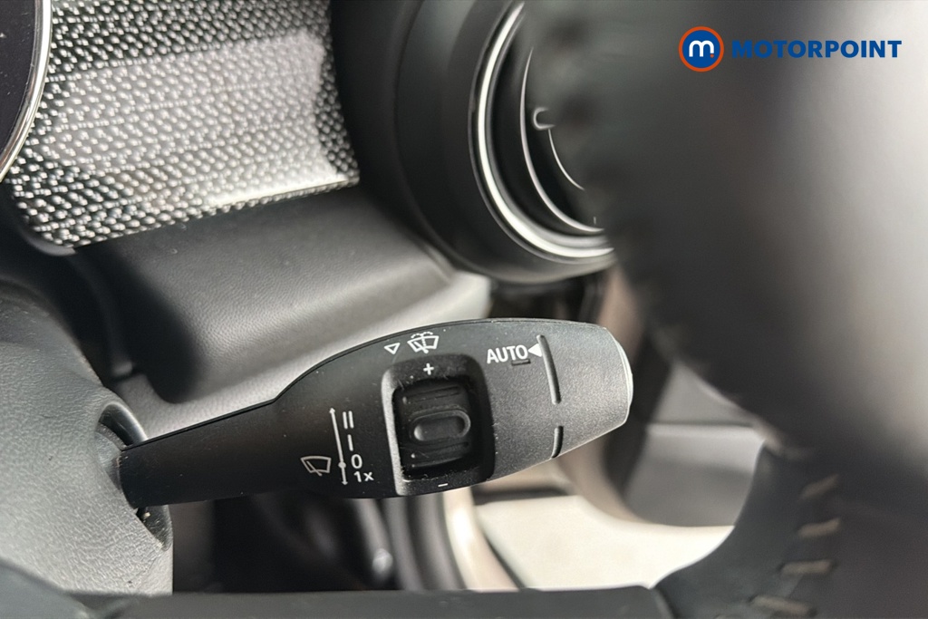 Mini Convertible Cooper Exclusive Automatic Petrol Convertible - Stock Number (1677597) - 6th supplementary image