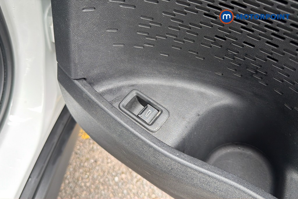 Mini Countryman C Classic Automatic Petrol SUV - Stock Number (1677744) - 5th supplementary image
