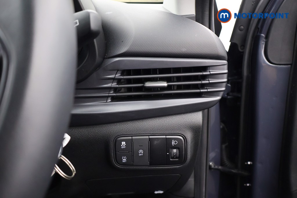 Hyundai I20 Advance Manual Petrol Hatchback - Stock Number (1677998) - 8th supplementary image