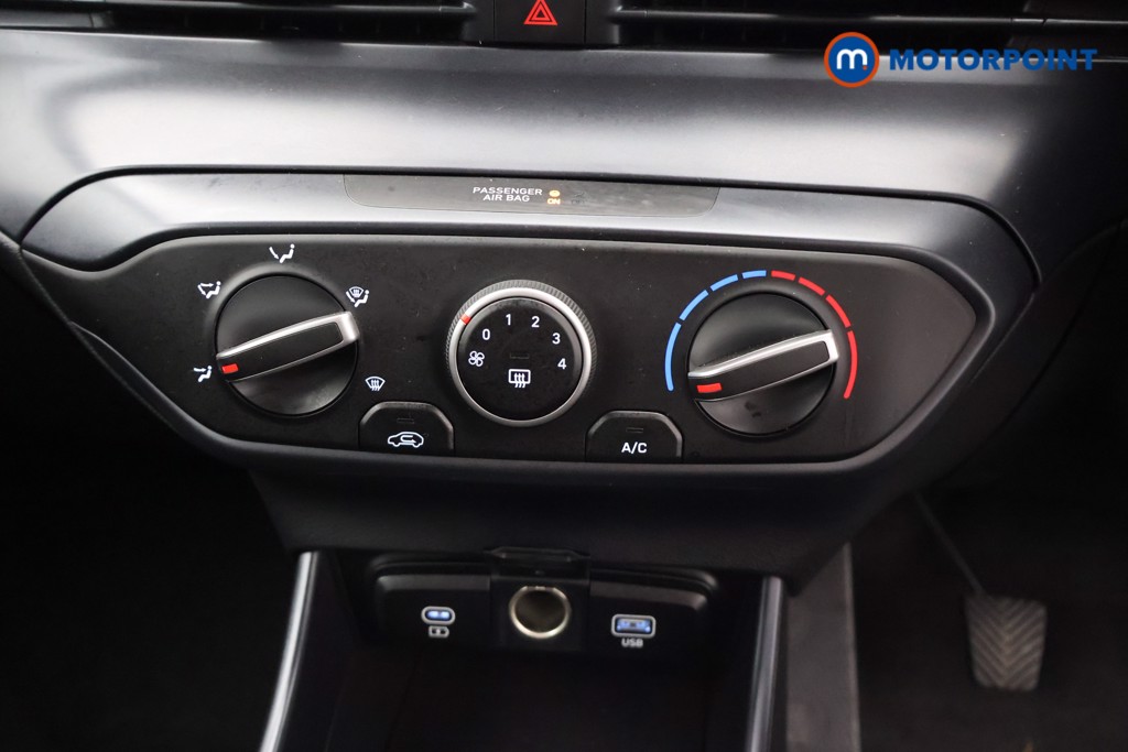 Hyundai I20 Advance Manual Petrol Hatchback - Stock Number (1677998) - 14th supplementary image