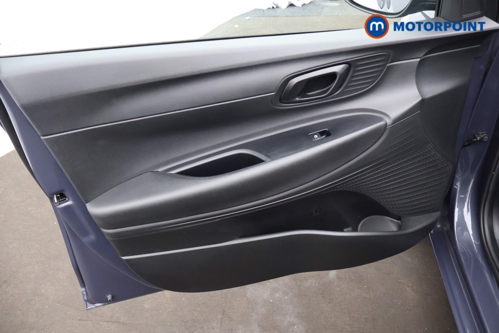 Hyundai I20 Advance Manual Petrol Hatchback - Stock Number (1677998) - 31st supplementary image