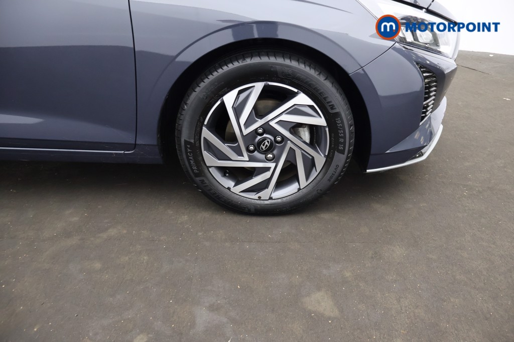 Hyundai I20 Advance Manual Petrol Hatchback - Stock Number (1677998) - 1st supplementary image