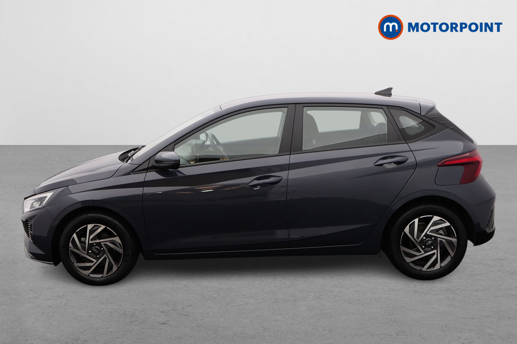 Hyundai I20 Advance Manual Petrol Hatchback - Stock Number (1677998) - Passenger side