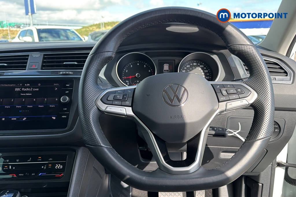 Volkswagen Tiguan Life Automatic Petrol SUV - Stock Number (1678108) - 2nd supplementary image