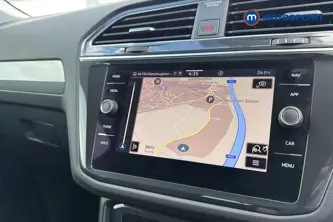 Volkswagen Tiguan Life Automatic Petrol SUV - Stock Number (1678108) - 9th supplementary image