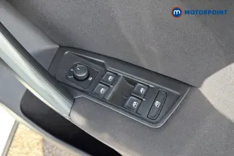 Volkswagen Tiguan Life Automatic Petrol SUV - Stock Number (1678108) - 19th supplementary image