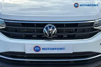 Volkswagen Tiguan Life Automatic Petrol SUV - Stock Number (1678108) - 43rd supplementary image