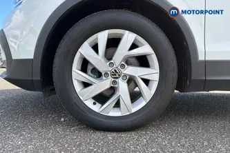 Volkswagen Tiguan Life Automatic Petrol SUV - Stock Number (1678108) - 44th supplementary image