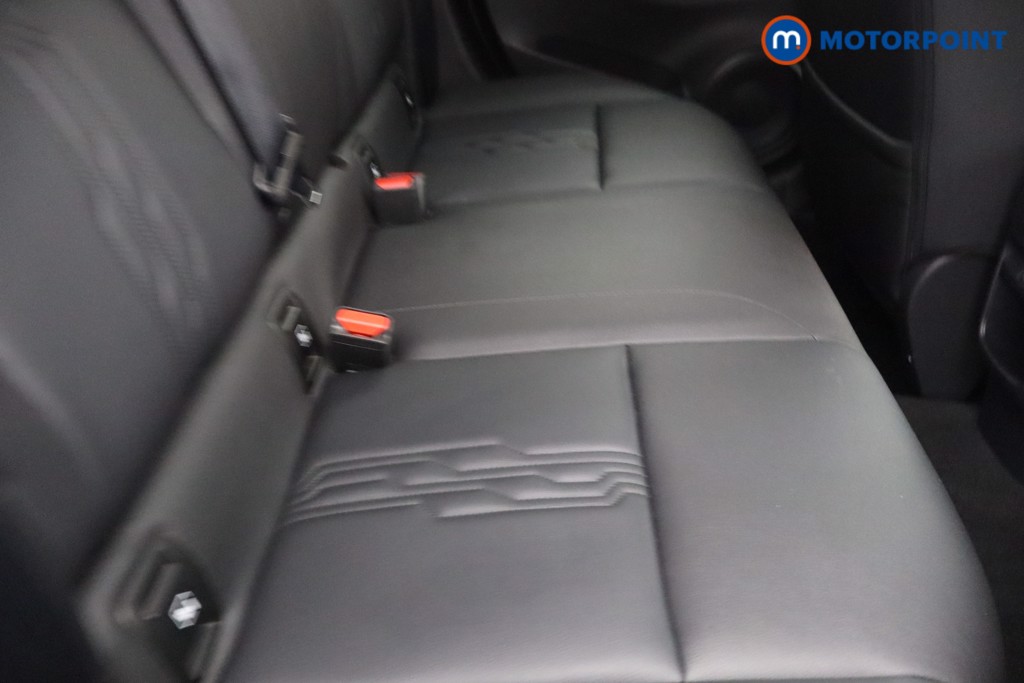 Nissan Juke Tekna Manual Petrol SUV - Stock Number (1678190) - 8th supplementary image