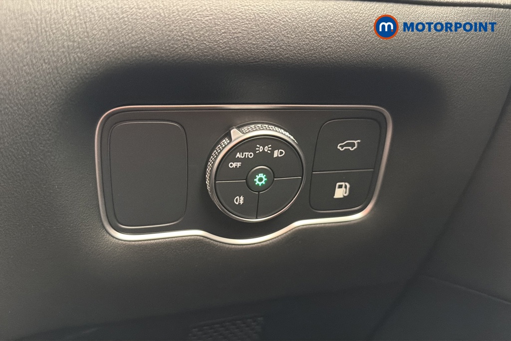 Chery Tiggo 8 Summit Automatic Petrol Plug-In Hybrid SUV - Stock Number (1678274) - 11th supplementary image