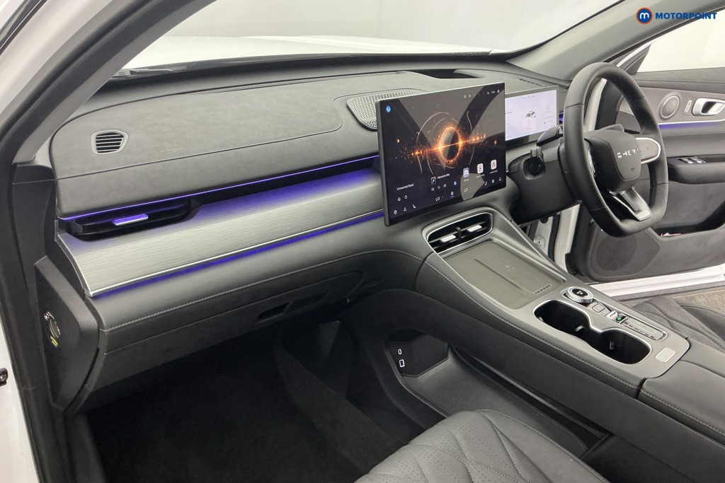 Chery Tiggo 8 Summit Automatic Petrol Plug-In Hybrid SUV - Stock Number (1678278) - 9th supplementary image