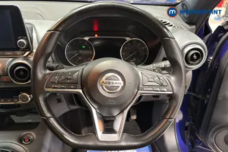 Nissan Juke N-Connecta Automatic Petrol SUV - Stock Number (1678345) - 2nd supplementary image