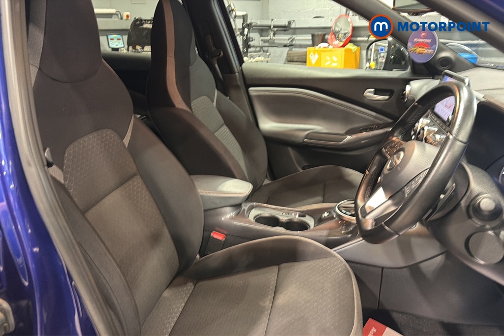 Nissan Juke N-Connecta Automatic Petrol SUV - Stock Number (1678345) - 22nd supplementary image