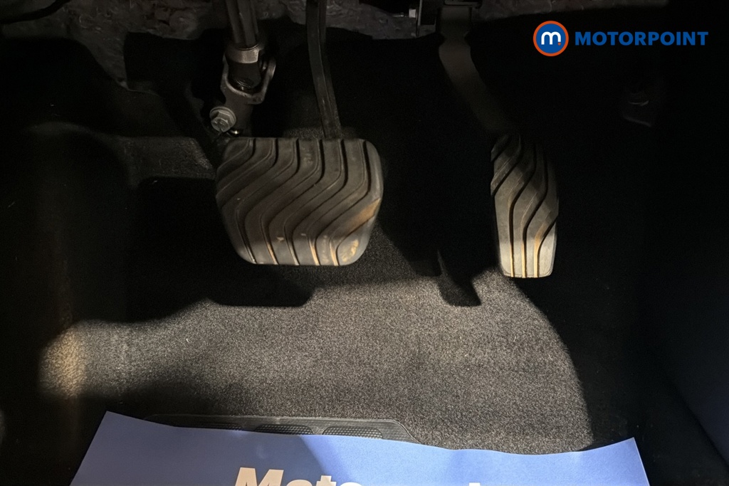 Nissan Juke N-Connecta Automatic Petrol SUV - Stock Number (1678345) - 24th supplementary image