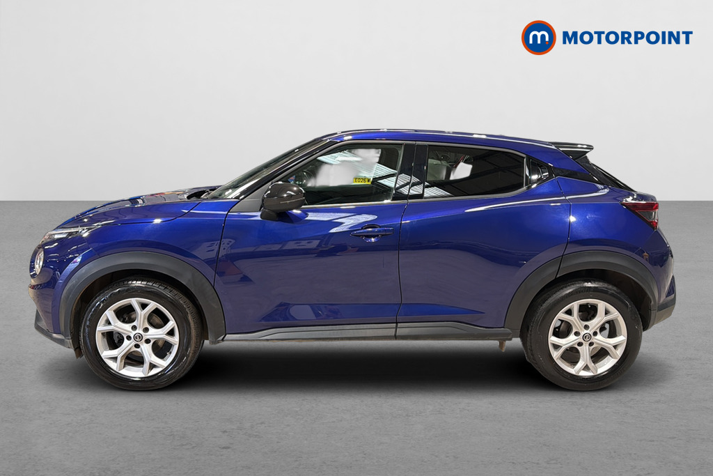 Nissan Juke N-Connecta Automatic Petrol SUV - Stock Number (1678345) - Drivers side