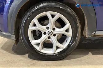 Nissan Juke N-Connecta Automatic Petrol SUV - Stock Number (1678345) - 44th supplementary image