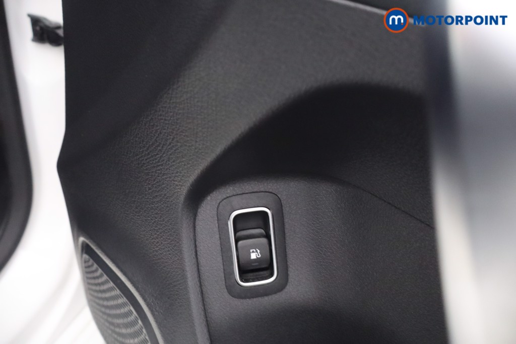 Mercedes-Benz A Class Amg Line Automatic Petrol Plug-In Hybrid Saloon - Stock Number (1678528) - 12th supplementary image