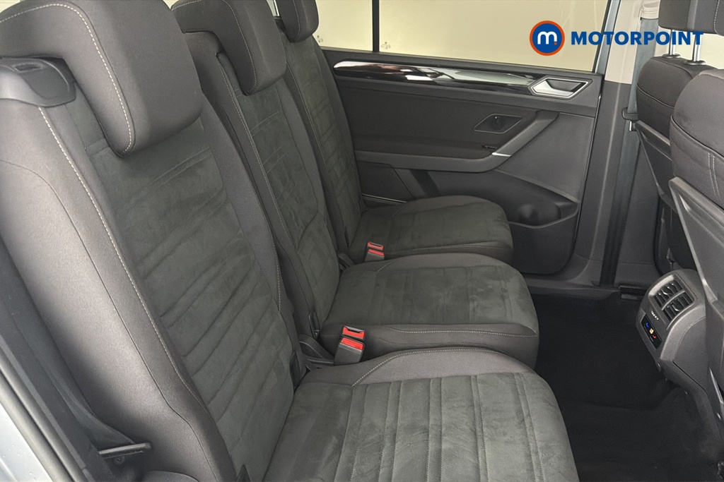 Volkswagen Touran SEL Automatic Petrol People Carrier - Stock Number (1678706) - 25th supplementary image