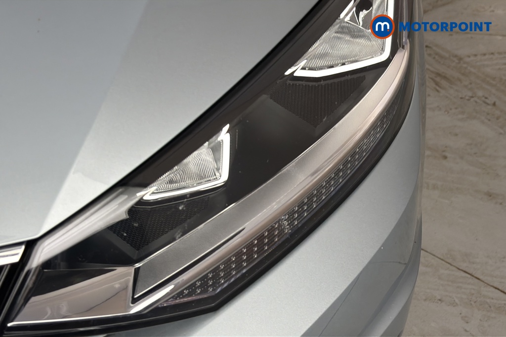 Volkswagen Touran SEL Automatic Petrol People Carrier - Stock Number (1678706) - 42nd supplementary image
