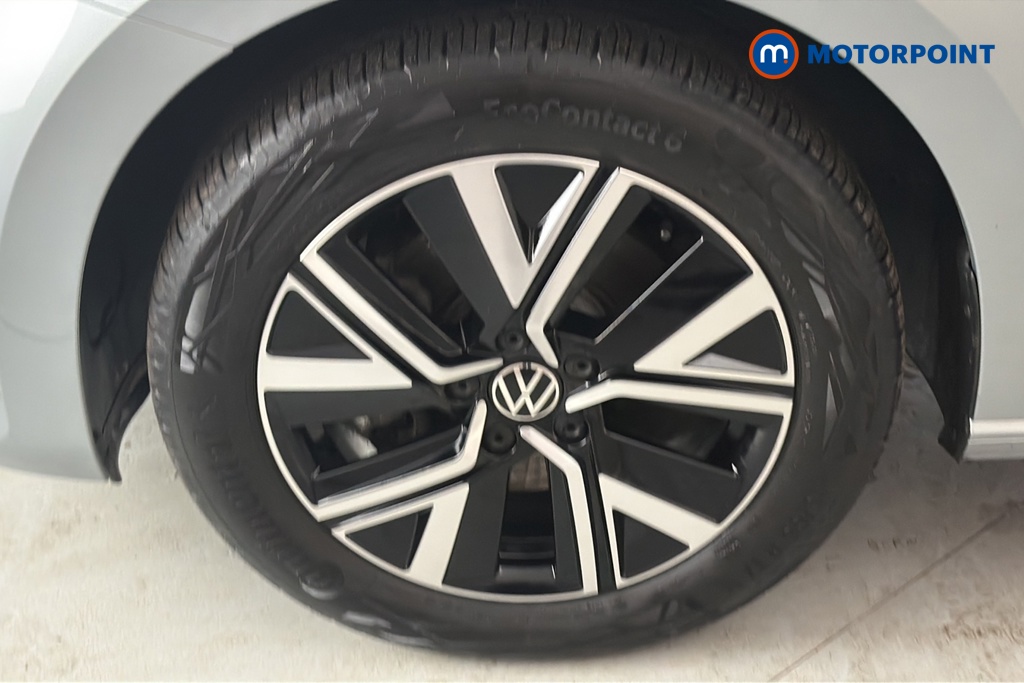 Volkswagen Touran SEL Automatic Petrol People Carrier - Stock Number (1678706) - 44th supplementary image