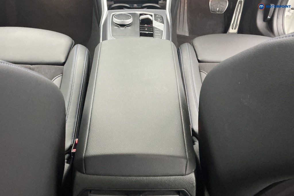 BMW 3 Series M Sport Automatic Petrol Plug-In Hybrid Saloon - Stock Number (1678780) - 11th supplementary image