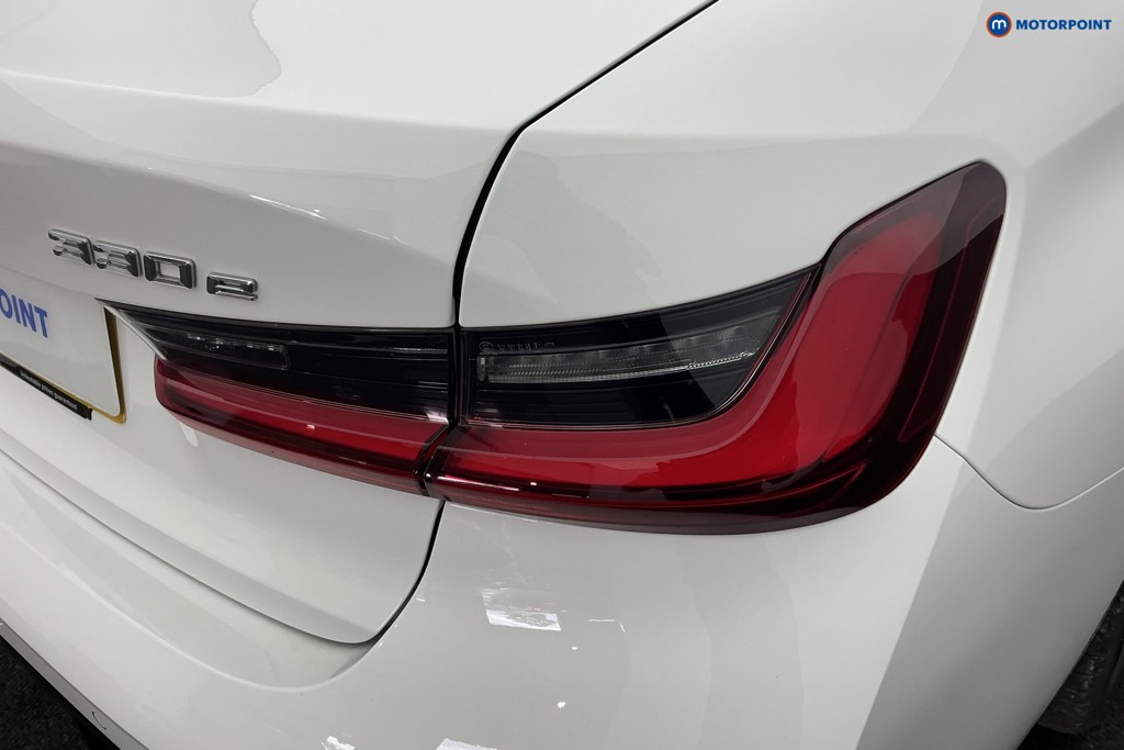 BMW 3 Series M Sport Automatic Petrol Plug-In Hybrid Saloon - Stock Number (1678780) - 32nd supplementary image
