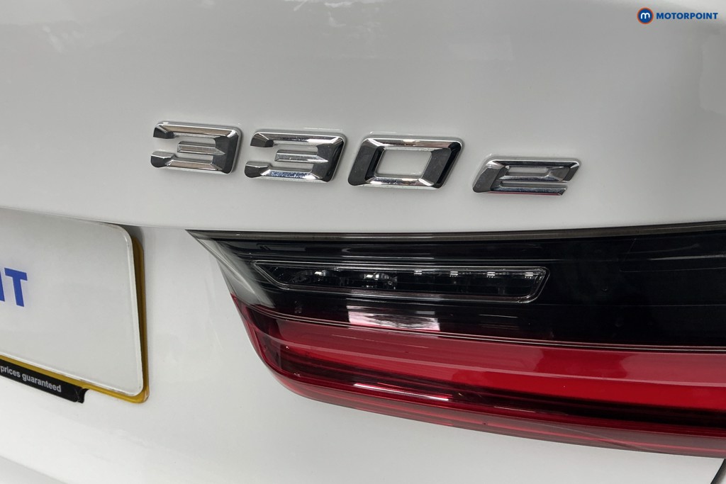 BMW 3 Series M Sport Automatic Petrol Plug-In Hybrid Saloon - Stock Number (1678780) - 33rd supplementary image