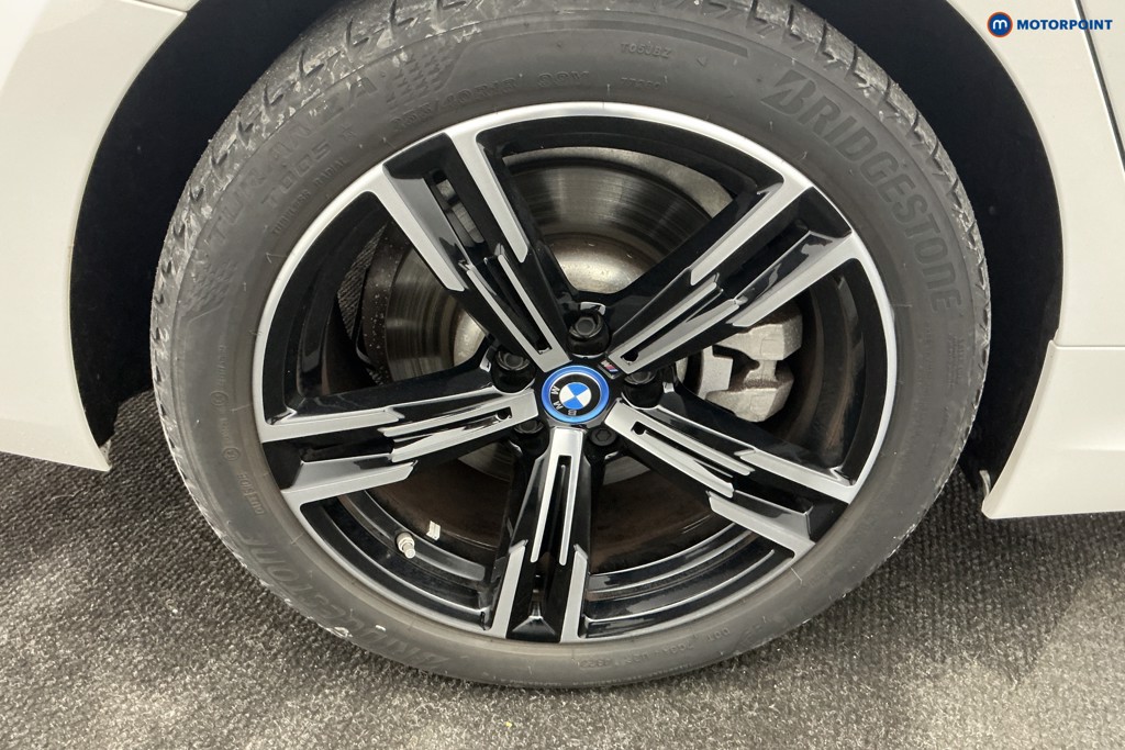 BMW 3 Series M Sport Automatic Petrol Plug-In Hybrid Saloon - Stock Number (1678780) - 35th supplementary image