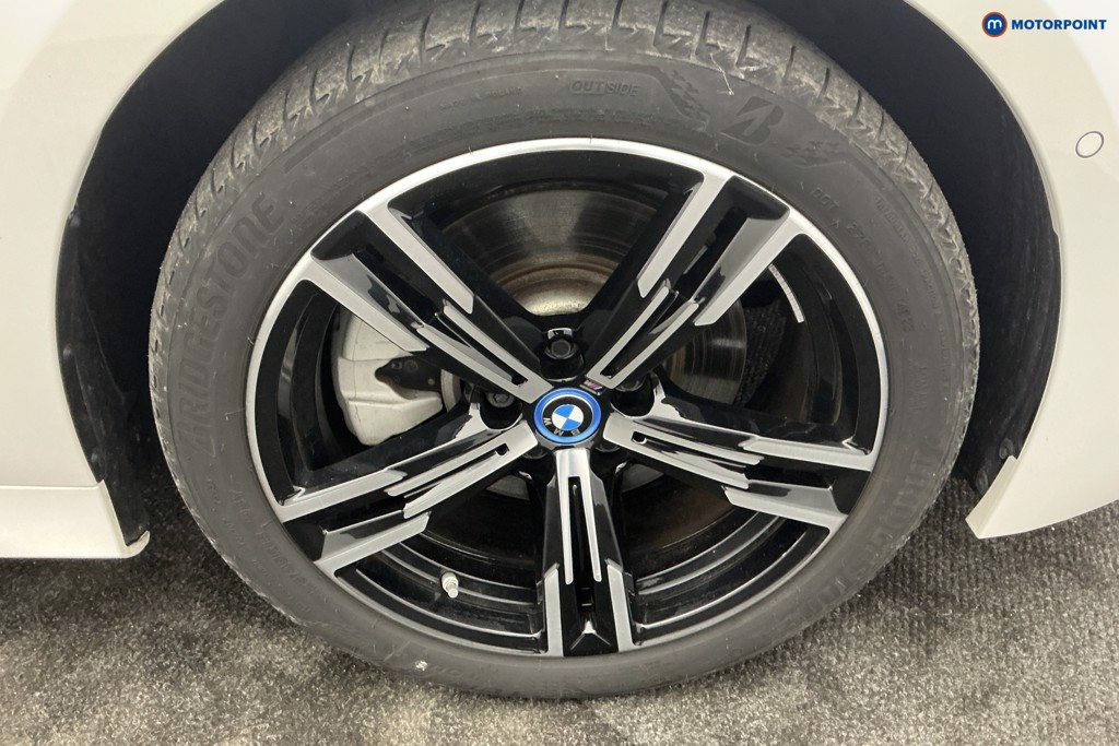 BMW 3 Series M Sport Automatic Petrol Plug-In Hybrid Saloon - Stock Number (1678780) - 36th supplementary image