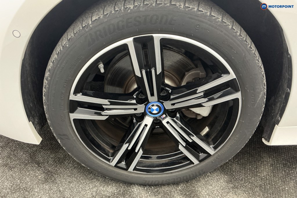 BMW 3 Series M Sport Automatic Petrol Plug-In Hybrid Saloon - Stock Number (1678780) - 37th supplementary image