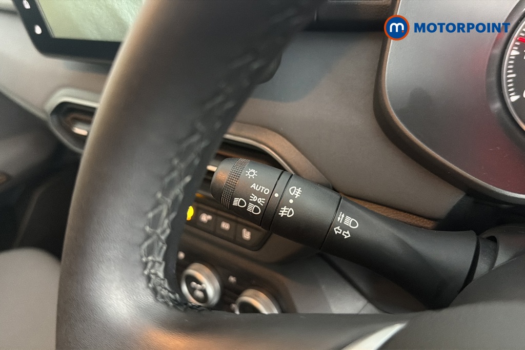 Dacia Sandero Stepway Extreme Manual Petrol Hatchback - Stock Number (1678789) - 5th supplementary image