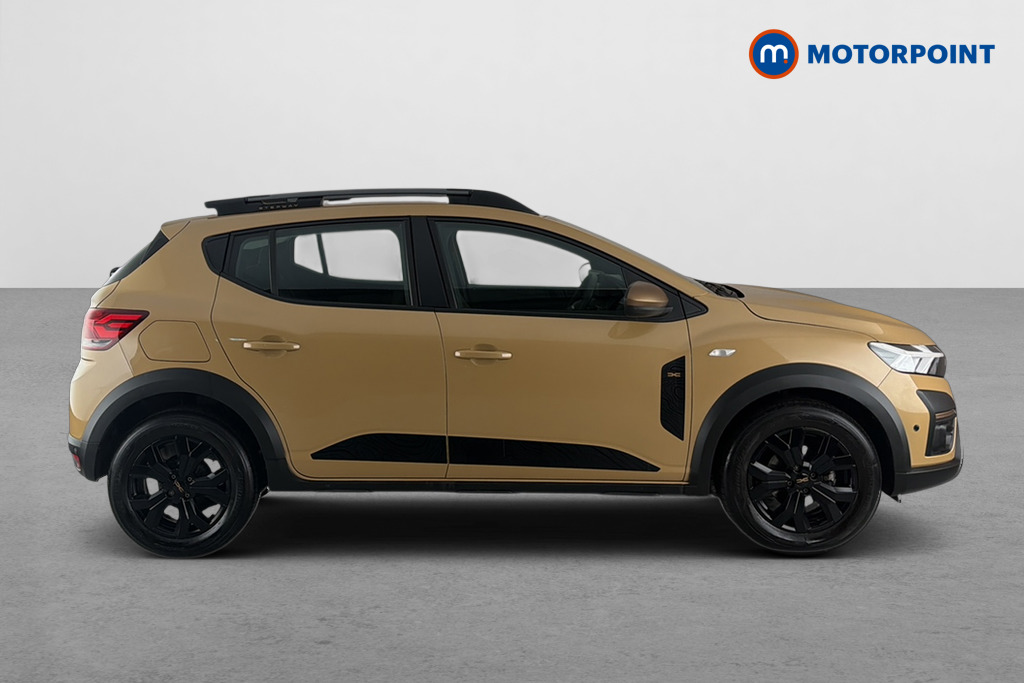 Dacia Sandero Stepway Extreme Manual Petrol Hatchback - Stock Number (1678789) - Passenger side