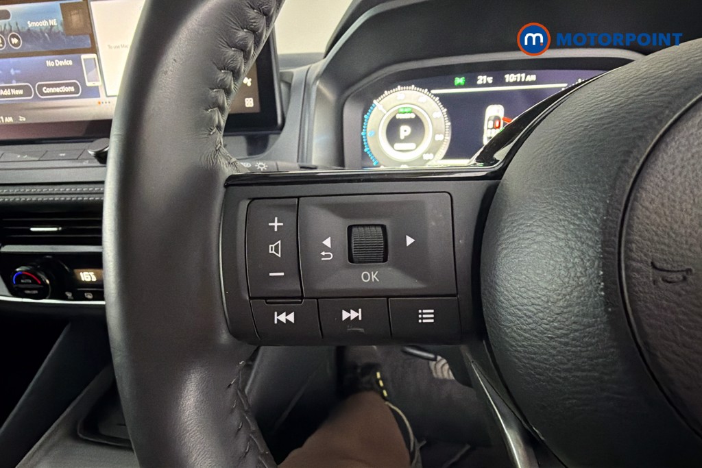 Nissan Qashqai N-Connecta Automatic Petrol-Electric Hybrid SUV - Stock Number (1678831) - 3rd supplementary image