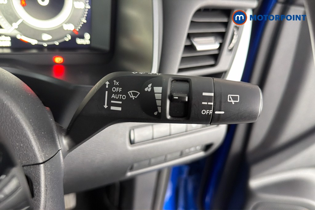 Nissan Qashqai N-Connecta Automatic Petrol-Electric Hybrid SUV - Stock Number (1678831) - 7th supplementary image