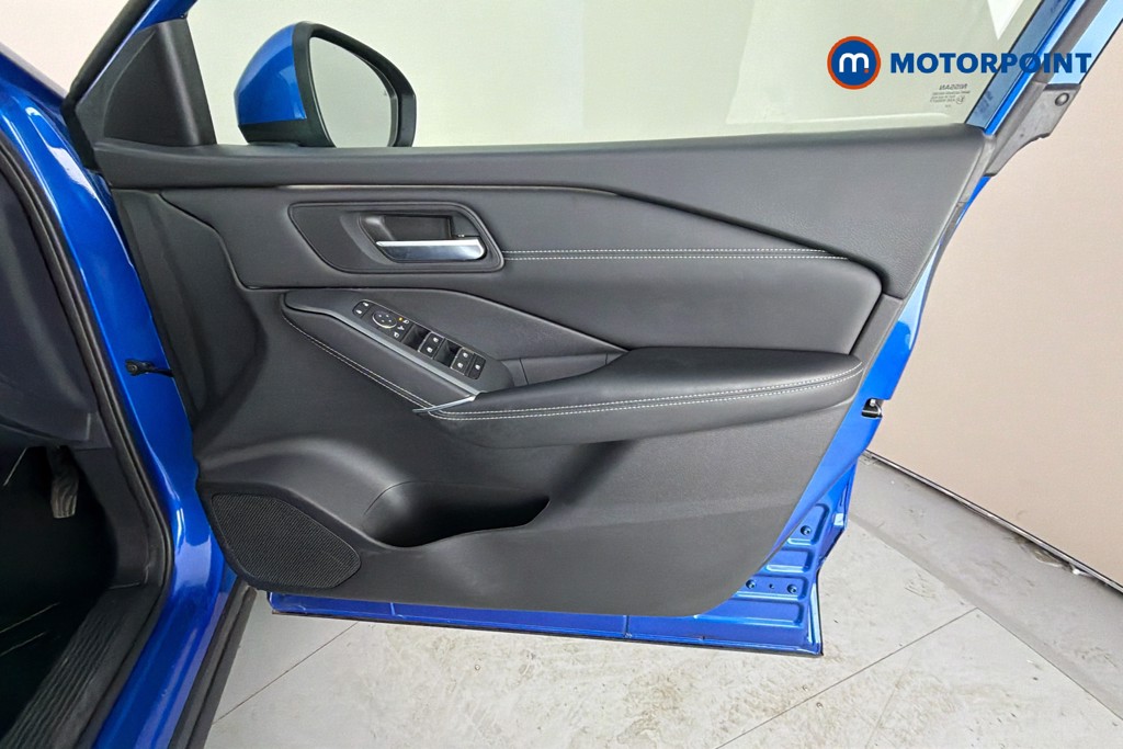 Nissan Qashqai N-Connecta Automatic Petrol-Electric Hybrid SUV - Stock Number (1678831) - 19th supplementary image