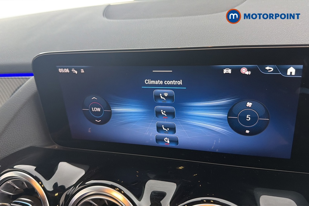 Mercedes-Benz GLA Amg Line Automatic Petrol SUV - Stock Number (1679093) - 12th supplementary image