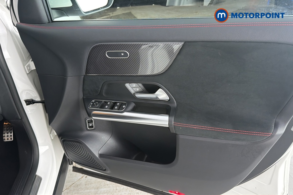 Mercedes-Benz GLA Amg Line Automatic Petrol SUV - Stock Number (1679093) - 18th supplementary image