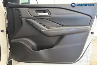 Nissan Qashqai N-Connecta Automatic Petrol SUV - Stock Number (1679115) - 18th supplementary image