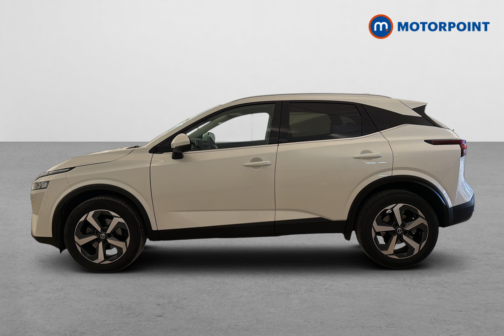 Nissan Qashqai N-Connecta Automatic Petrol SUV - Stock Number (1679115) - Drivers side