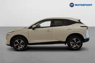 Nissan Qashqai N-Connecta Automatic Petrol SUV - Stock Number (1679115) - Drivers side