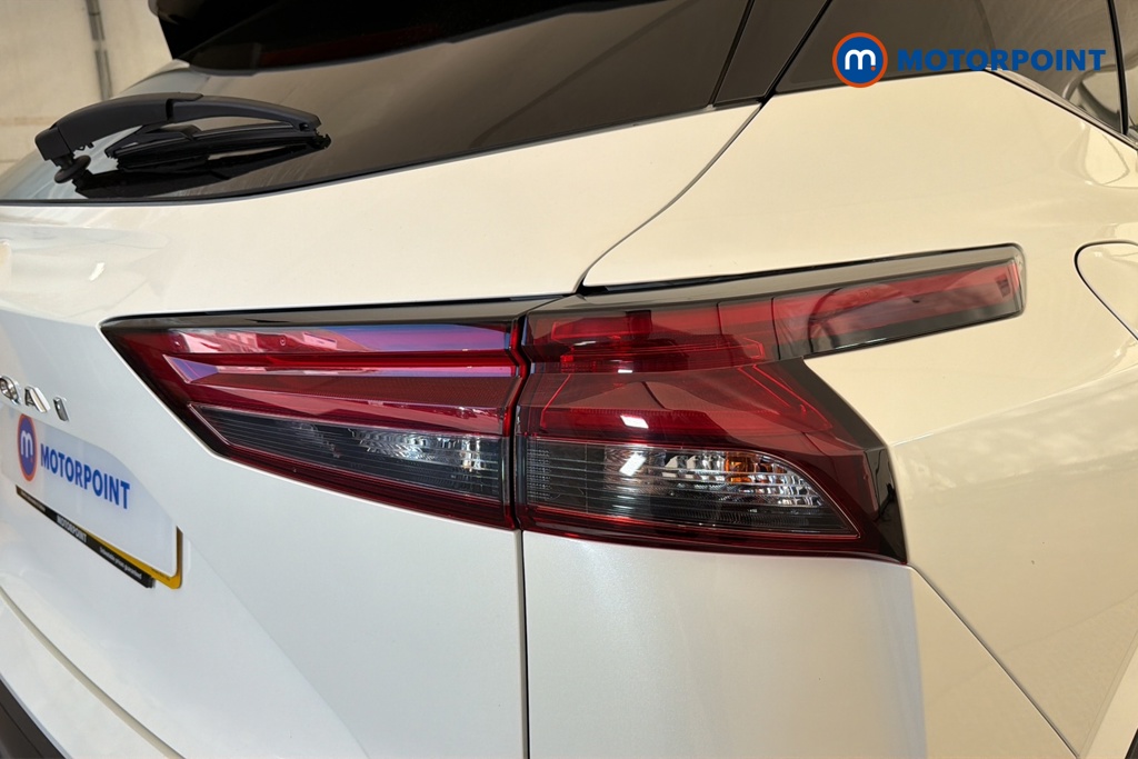 Nissan Qashqai N-Connecta Automatic Petrol SUV - Stock Number (1679115) - 36th supplementary image