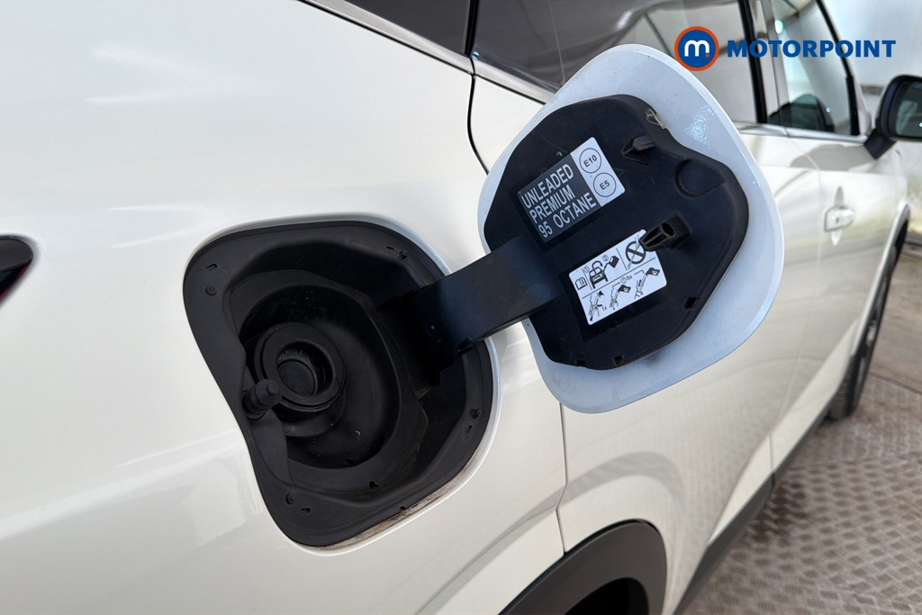 Nissan Qashqai N-Connecta Automatic Petrol SUV - Stock Number (1679115) - 41st supplementary image