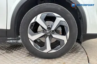 Nissan Qashqai N-Connecta Automatic Petrol SUV - Stock Number (1679115) - 47th supplementary image