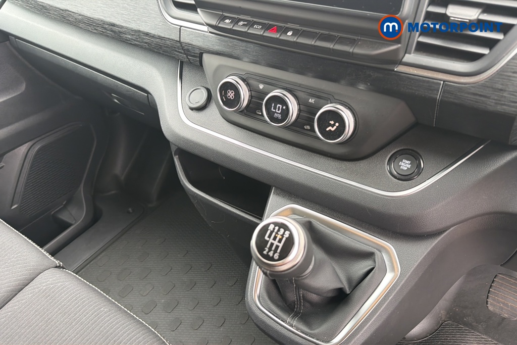 Renault Trafic Extra Sport Manual Diesel Panel Van - Stock Number (1679182) - 15th supplementary image