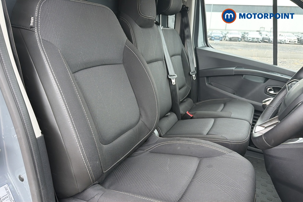 Renault Trafic Extra Sport Manual Diesel Panel Van - Stock Number (1679182) - 22nd supplementary image